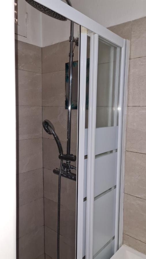 Apartamento Studio A Montmartre París Exterior foto